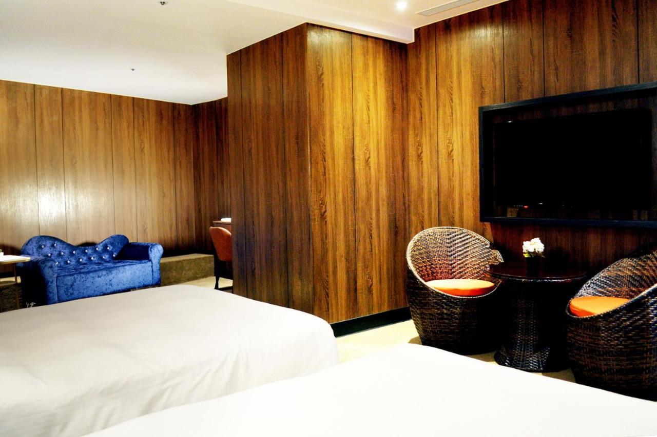 Taipei Heroes Square Hotel Bagian luar foto